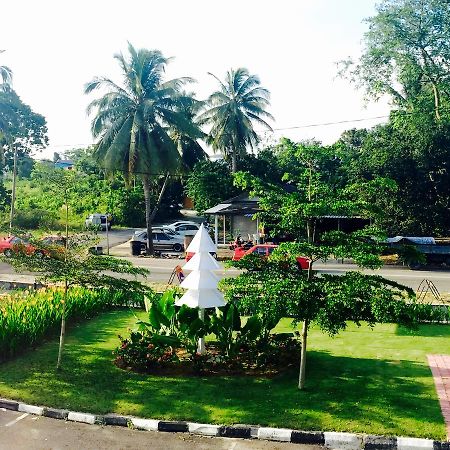 Semerah Garden Hotel Pontian Kecil Kültér fotó