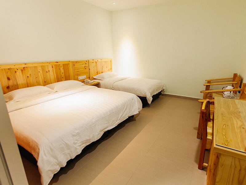 Semerah Garden Hotel Pontian Kecil Kültér fotó